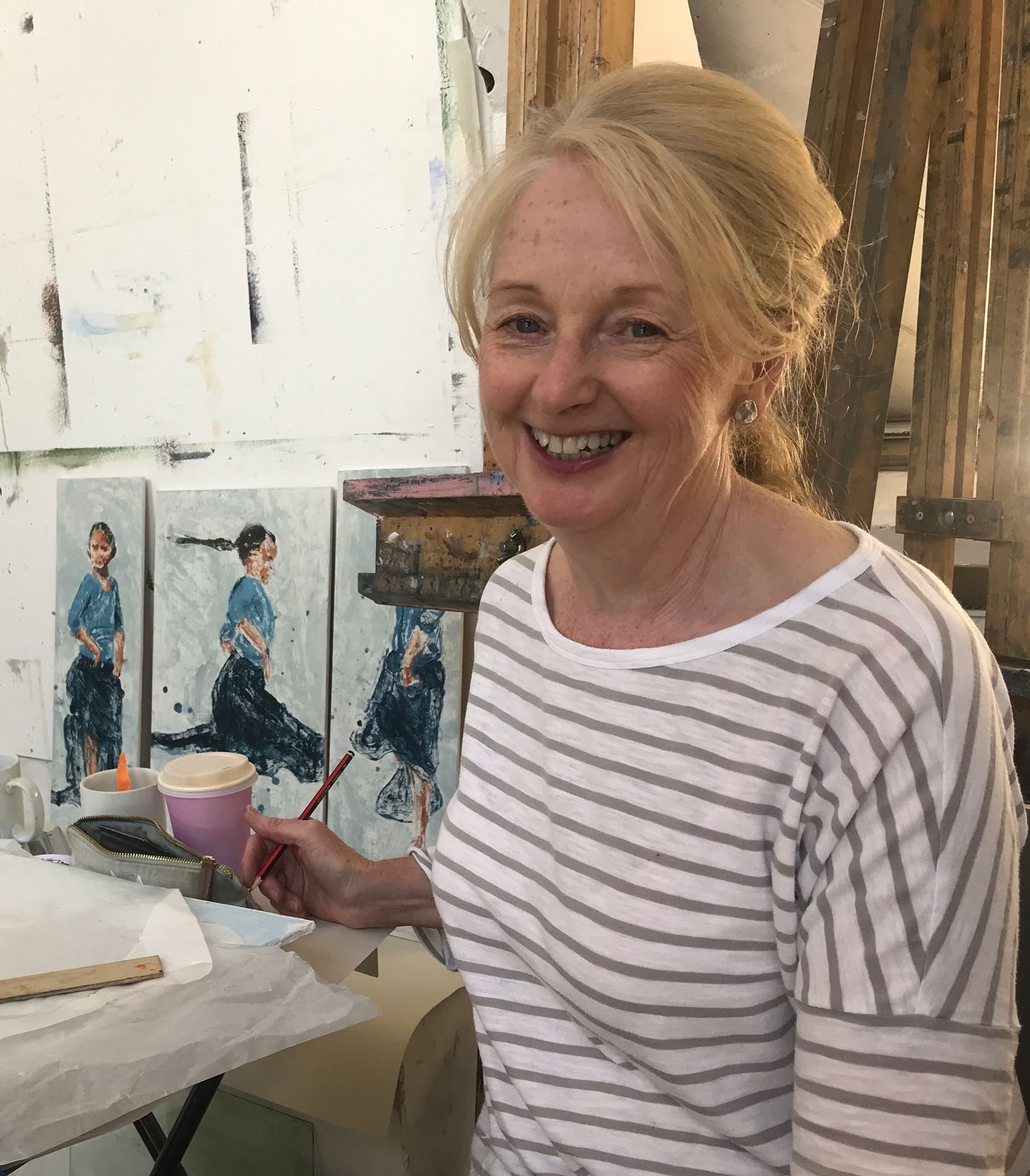 Moira O'Fee About Artist Moira O'Fee
